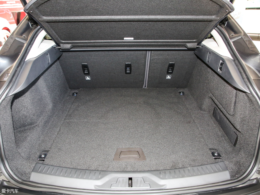 2018ݱI-PACE EV400 HSE