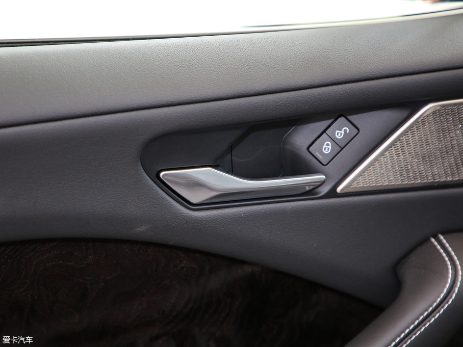 2018ݱI-PACE EV400 HSE