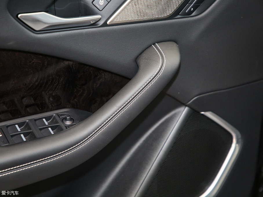 2018ݱI-PACE EV400 HSE