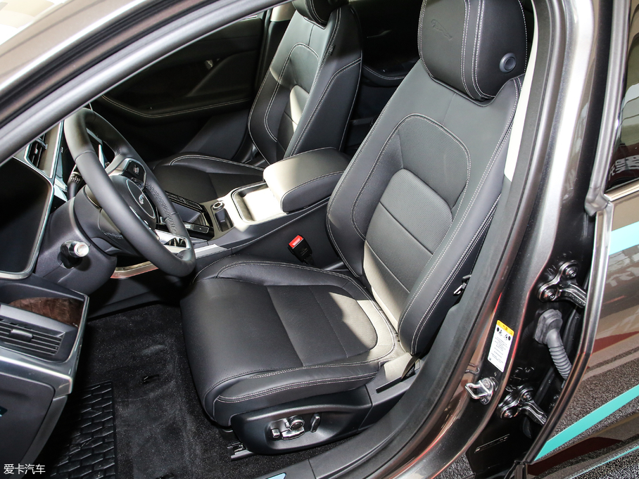 2018ݱI-PACE EV400 HSE