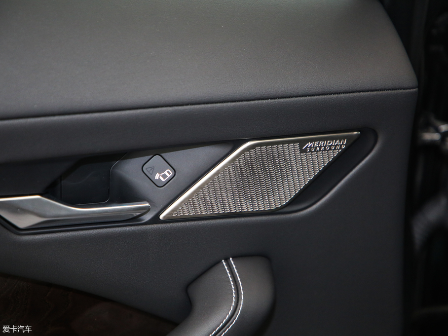 2018ݱI-PACE EV400 HSE