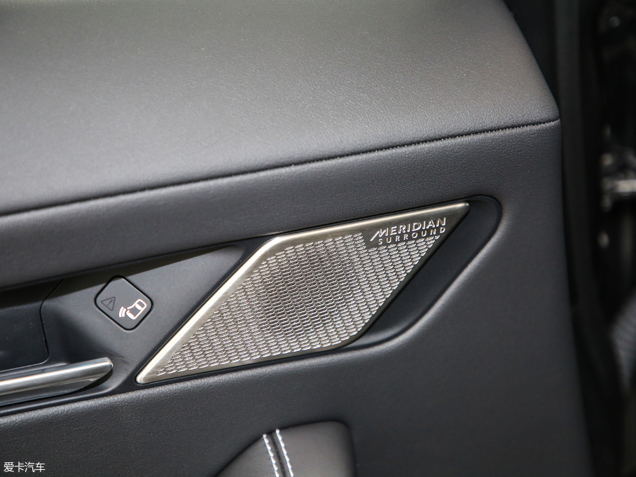 2018ݱI-PACE EV400 HSE