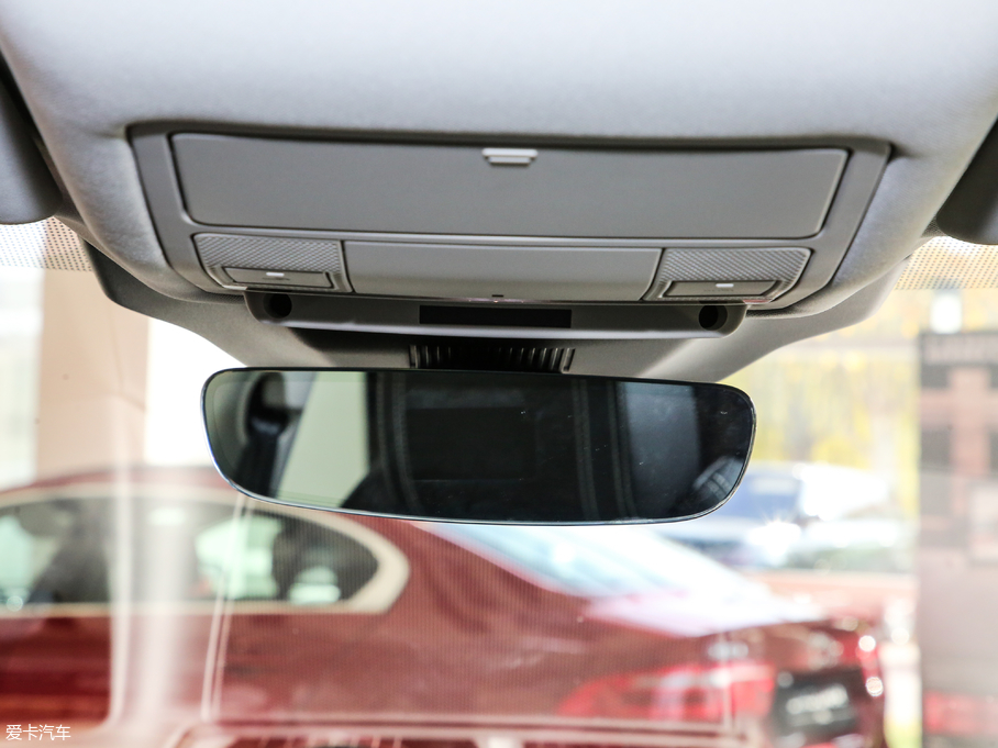 2018ݱI-PACE EV400 HSE