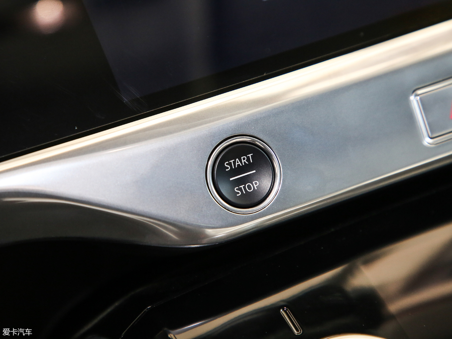 2018ݱI-PACE EV400 HSE