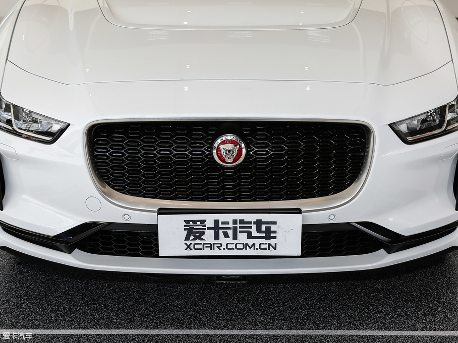 2018ݱI-PACE EV400 S