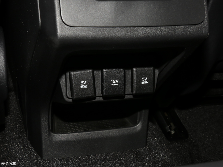 2018ݱI-PACE EV400 S