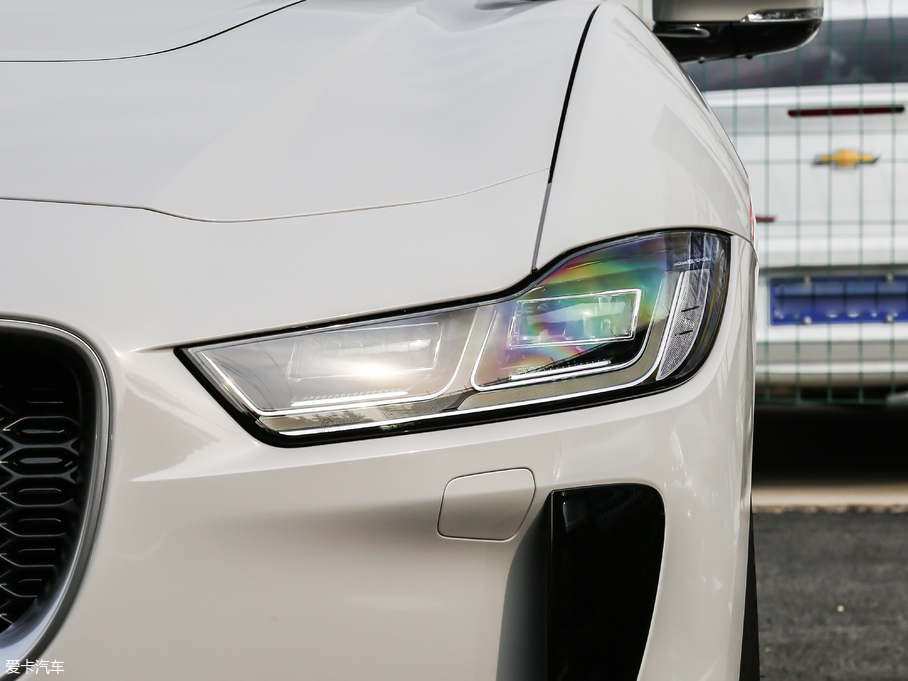 2018ݱI-PACE EV400 SE