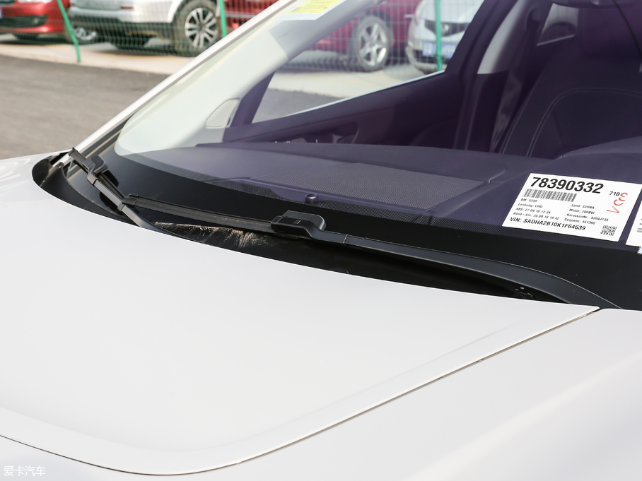 2018ݱI-PACE EV400 SE