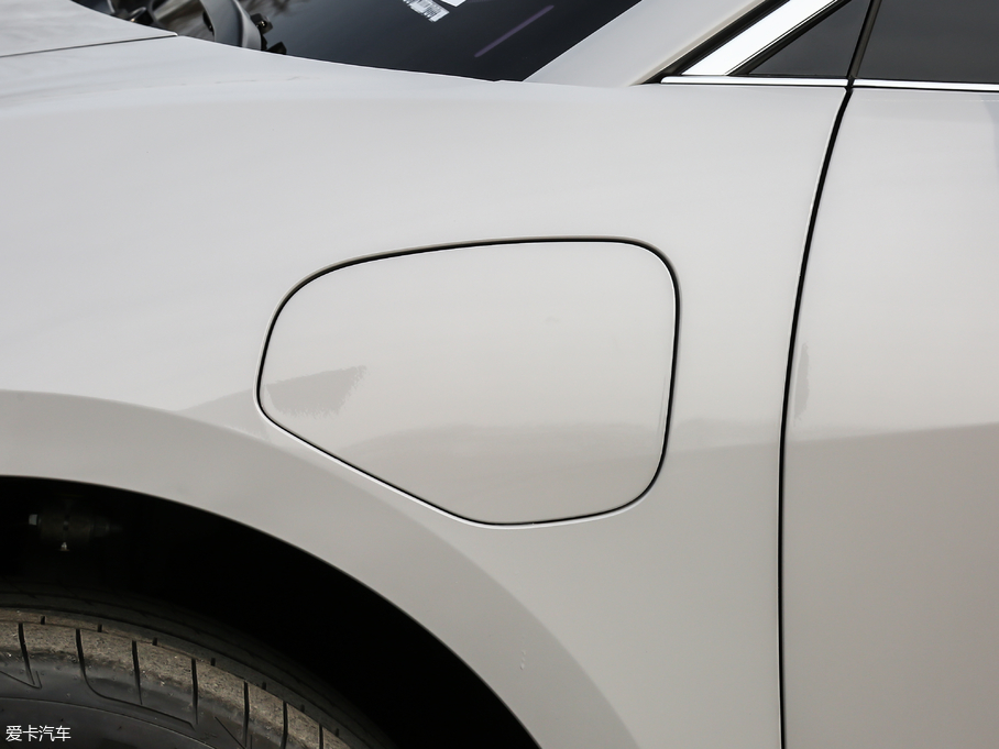 2018ݱI-PACE EV400 SE