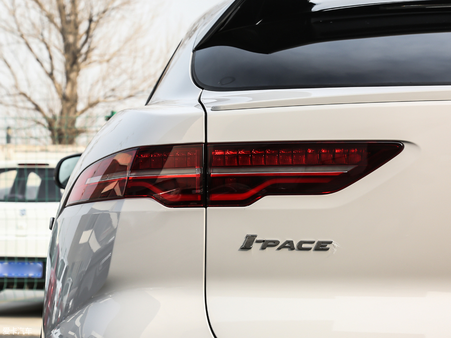 2018ݱI-PACE EV400 SE