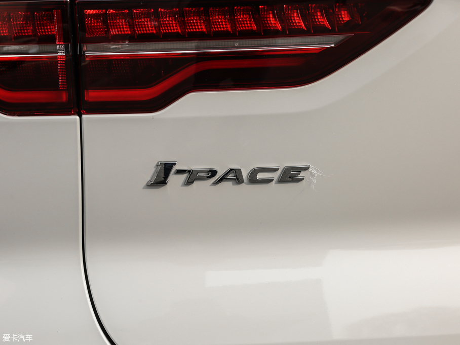 2018ݱI-PACE EV400 SE