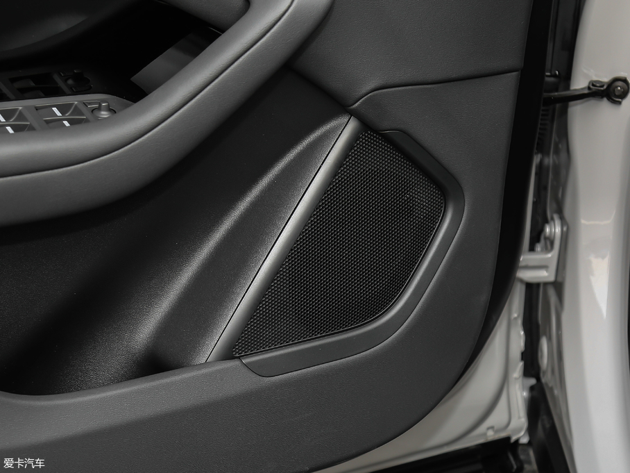 2018ݱI-PACE EV400 SE