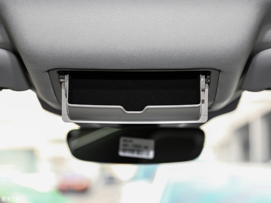 2018ݱI-PACE EV400 SE