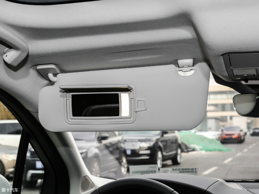 2018ݱI-PACE EV400 SE