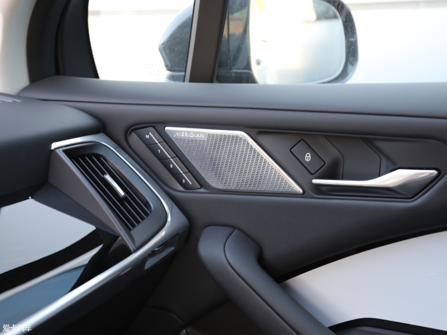 2018��ݱ�I-PACE EV400 SE