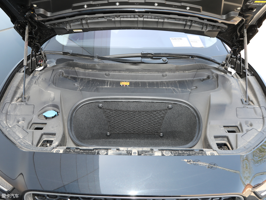 2018ݱI-PACE EV400 SE