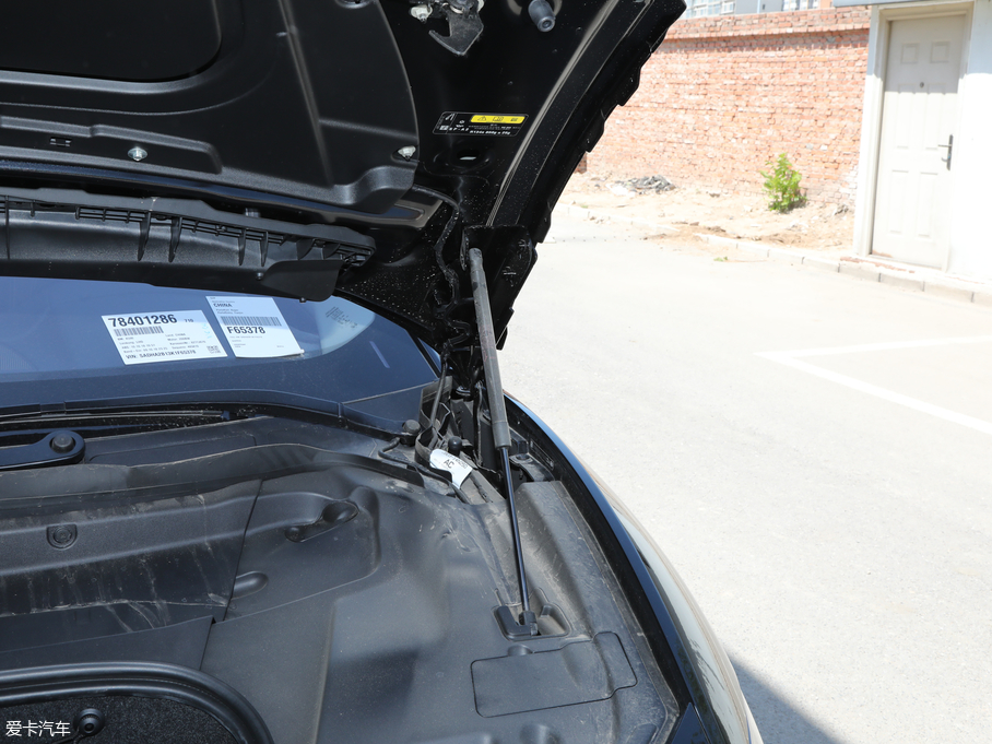 2018ݱI-PACE EV400 SE