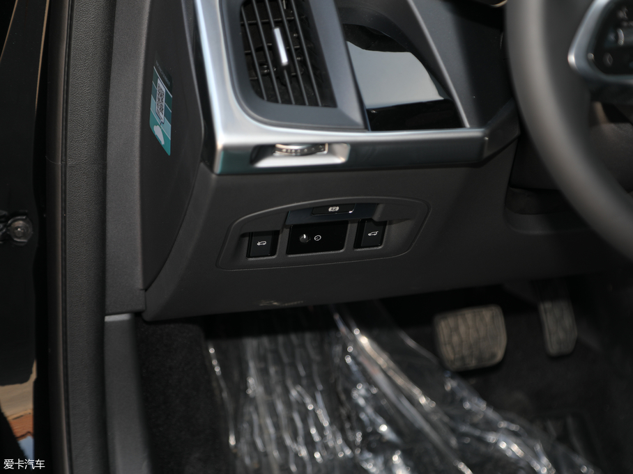 2018ݱI-PACE EV400 SE