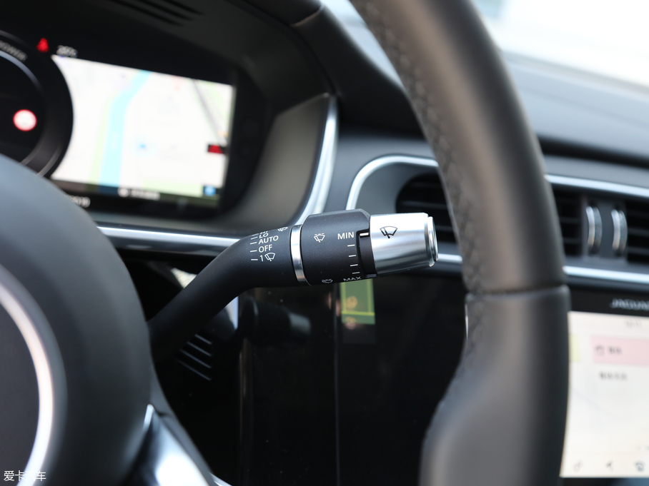 2018ݱI-PACE EV400 SE