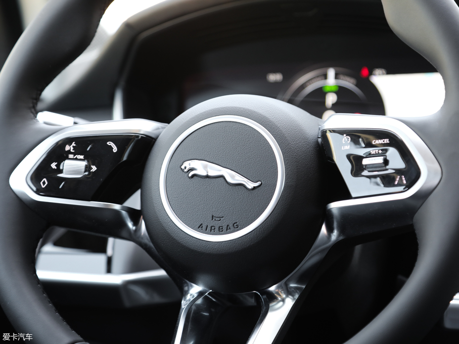 2018ݱI-PACE EV400 SE