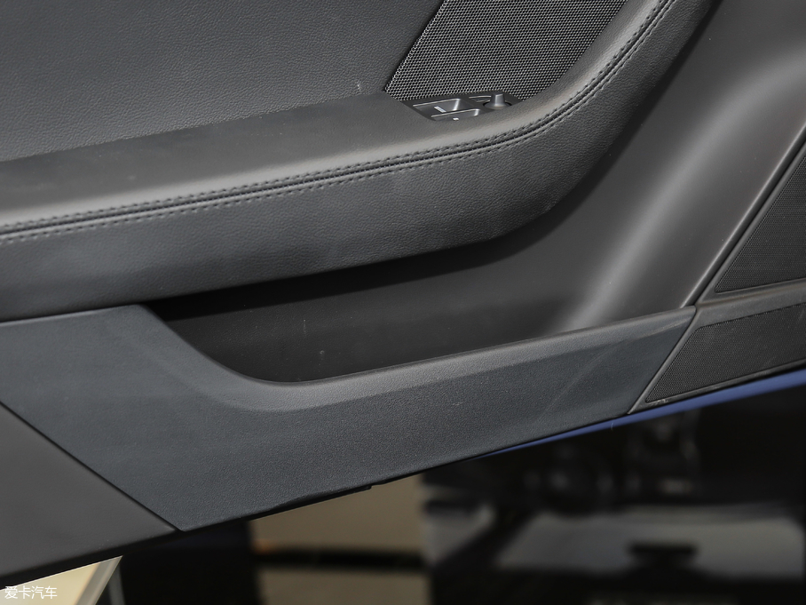 2019��ݱ�F-TYPE 2.0T Ӳ픰�