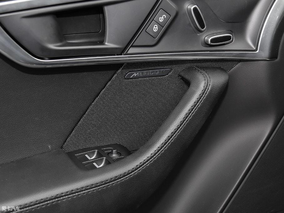 2019ݱF-TYPE 2.0T Ӳ픰