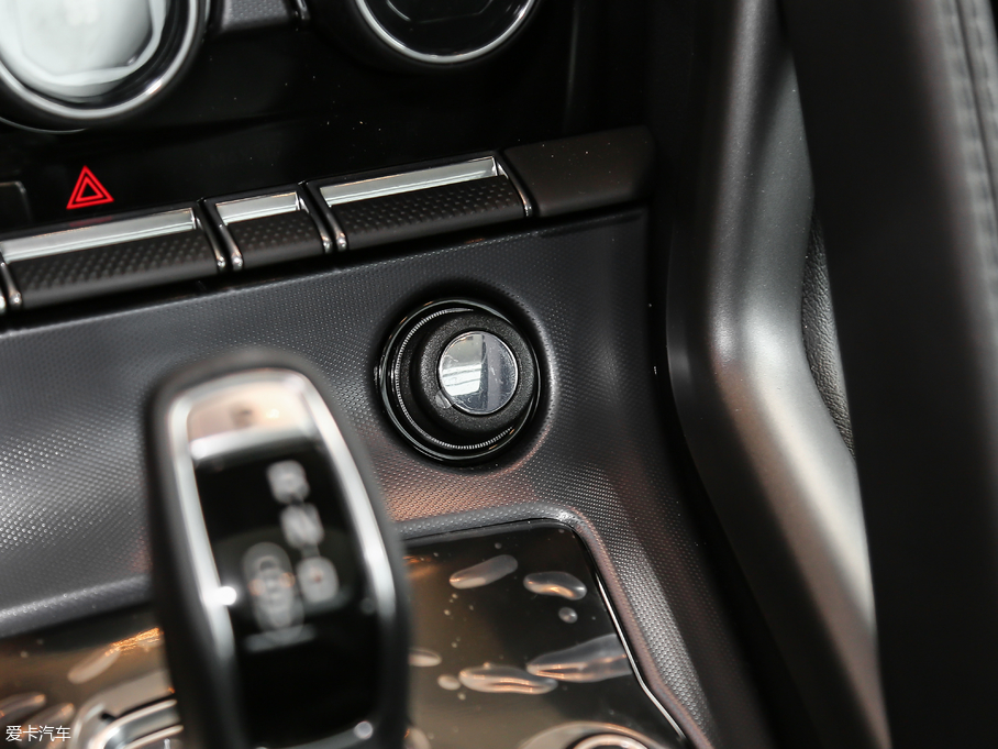 2019��ݱ�F-TYPE 2.0T Ӳ픰�