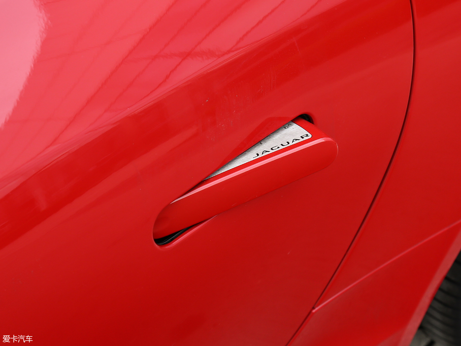 2019��ݱ�F-TYPE 2.0T Ӳ픰�