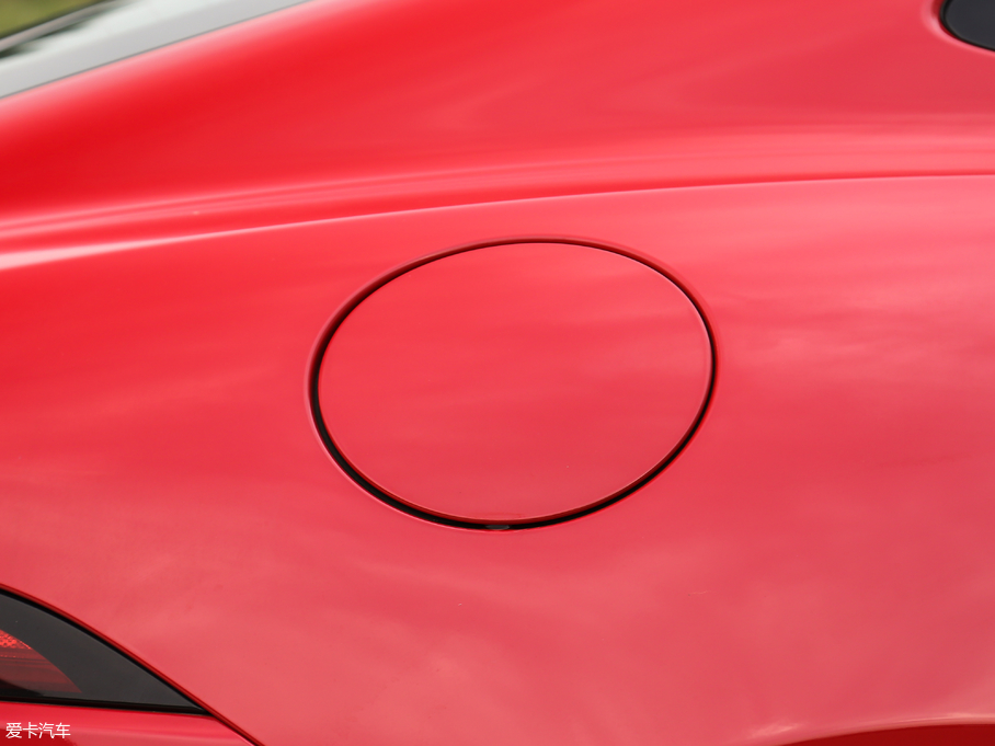 2019��ݱ�F-TYPE 2.0T Ӳ픰�