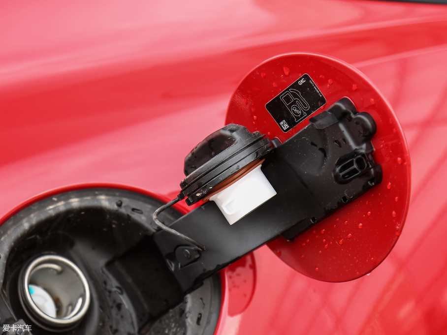 2019ݱF-TYPE 2.0T Ӳ픰