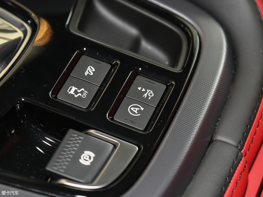 2019��ݱ�F-TYPE 2.0T Ӳ픰�