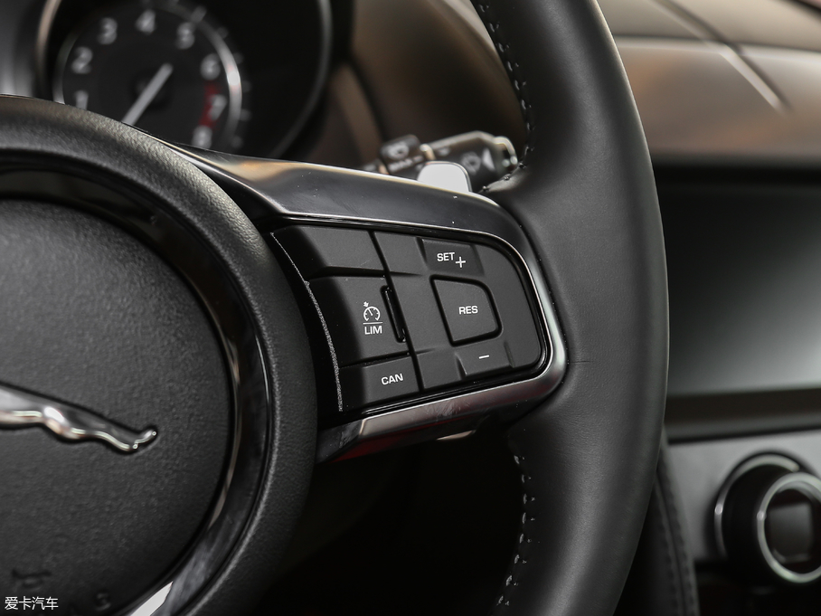 2019ݱF-TYPE 2.0T Ӳ픰