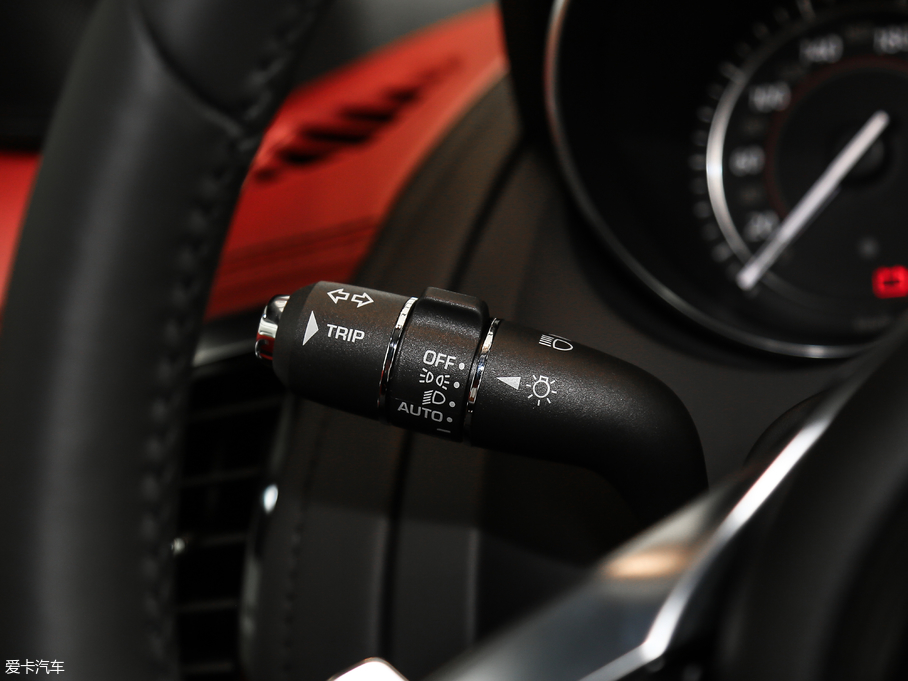 2019��ݱ�F-TYPE 2.0T Ӳ픰�