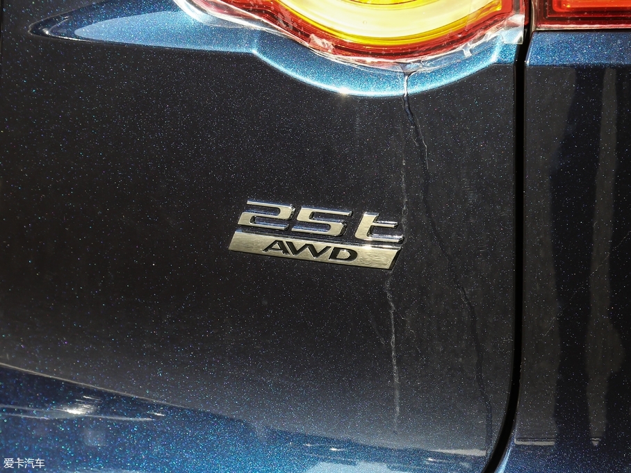 2019ݱF-PACE 2.0T 򌶼