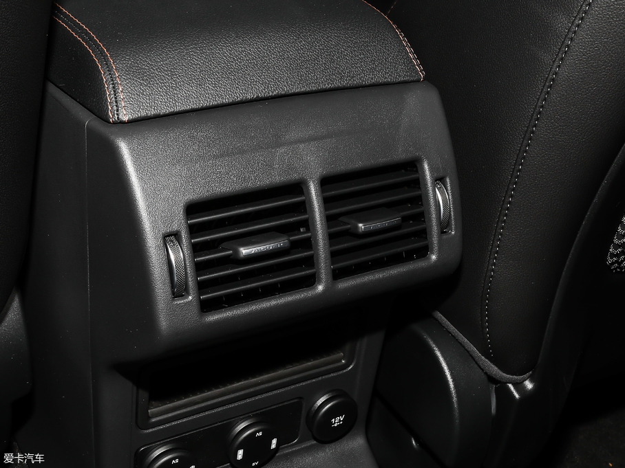 2019ݱF-PACE 2.0T (q)