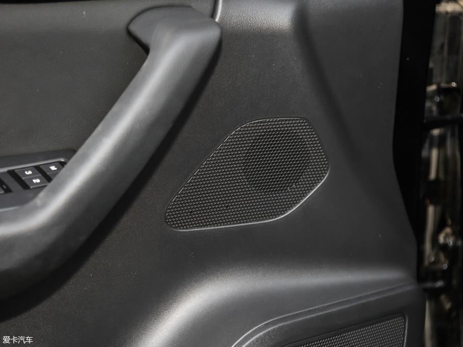 2019ݱF-PACE 2.0T 򌶼