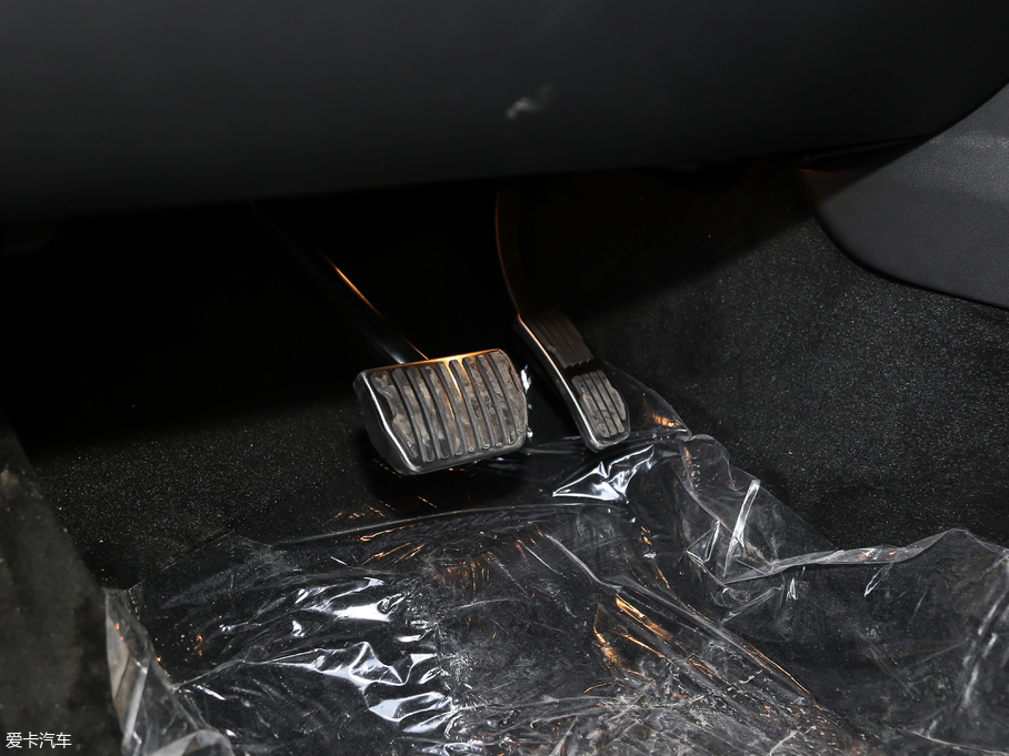 2019ݱF-PACE 2.0T 򌶼