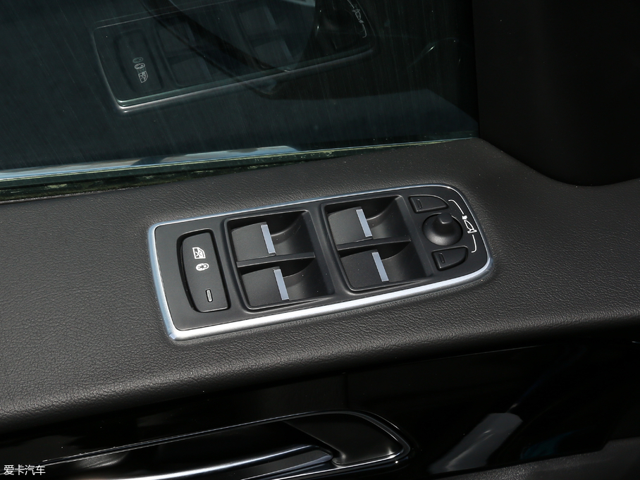 2019ݱF-PACE 2.0T (q)