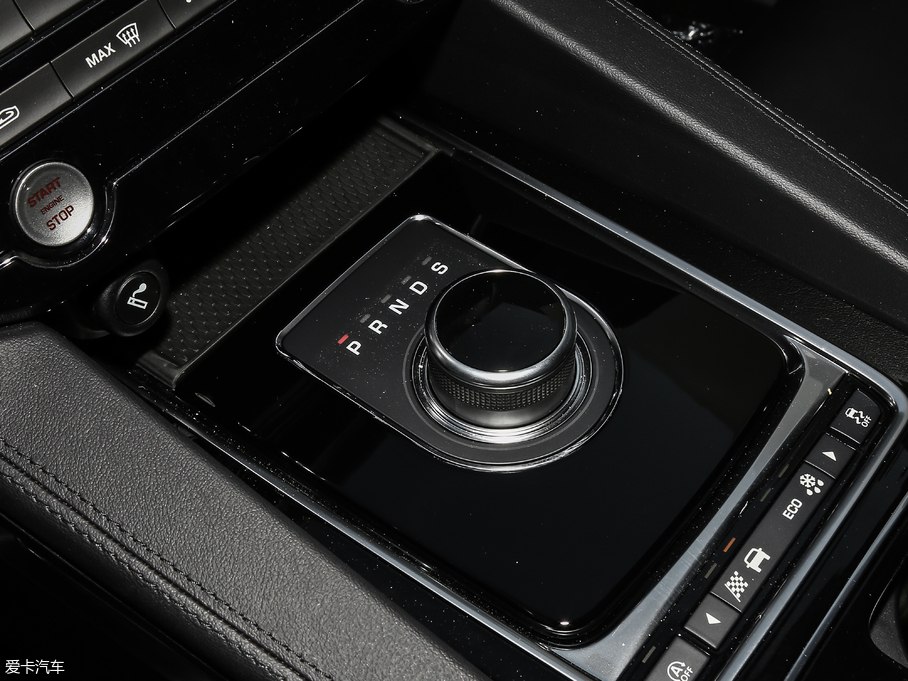 2019ݱF-PACE 2.0T 򌶼