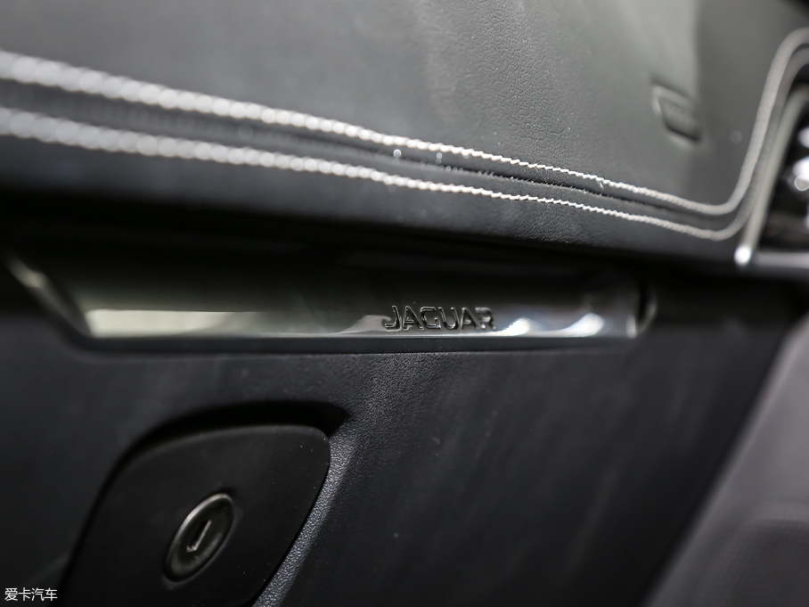 2019ݱF-PACE 2.0T R-Sport\Ӱ