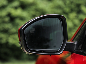 20192.0T R-Sport\Ӱ ^