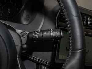 20192.0T R-Sport\Ӱ п؅^