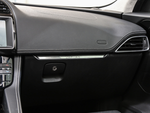 20192.0T R-Sport\Ӱ п؅^