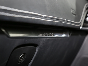 20192.0T R-Sport\Ӱ п؅^