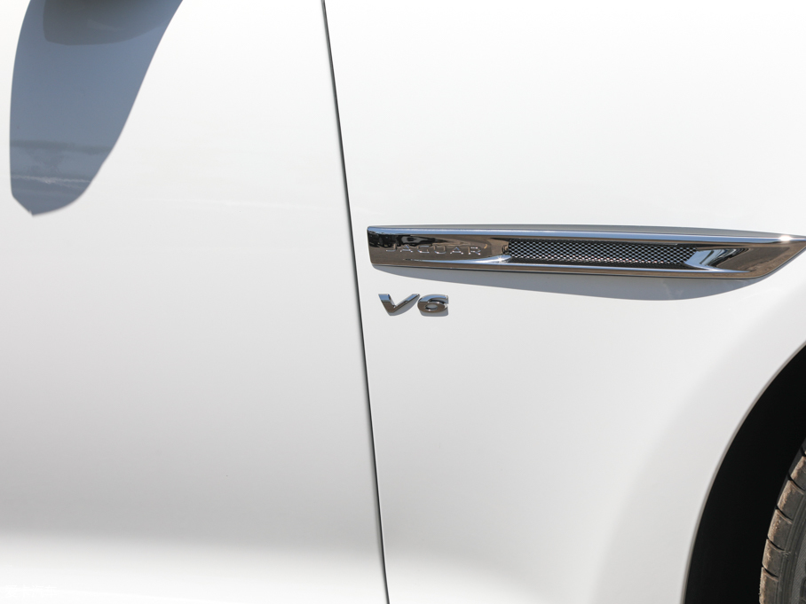 2019ݱXJ L 3.0 SC (q)̄(w)