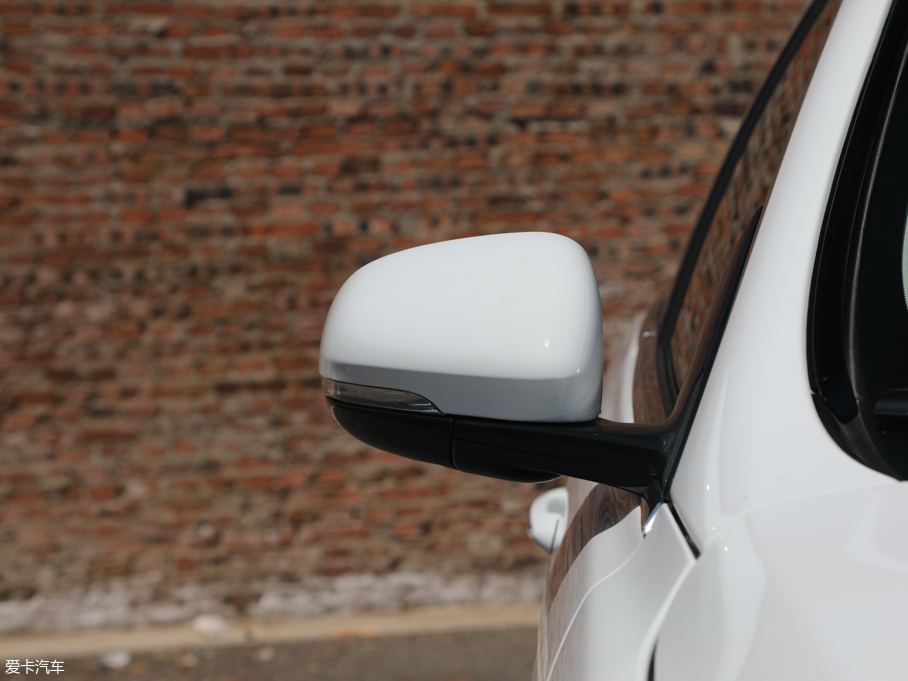 2019ݱXJ L 3.0 SC (q)̄(w)