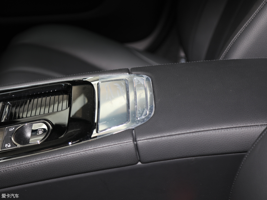 2019ݱXJ L 3.0 SC ̄հ