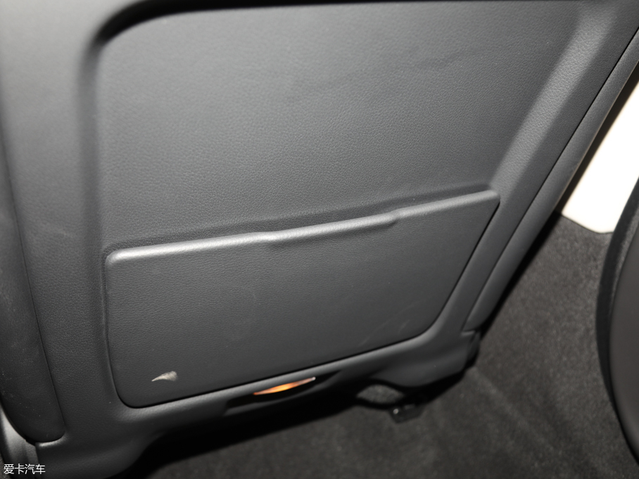 2019ݱXJ L 3.0 SC (q)̄հ