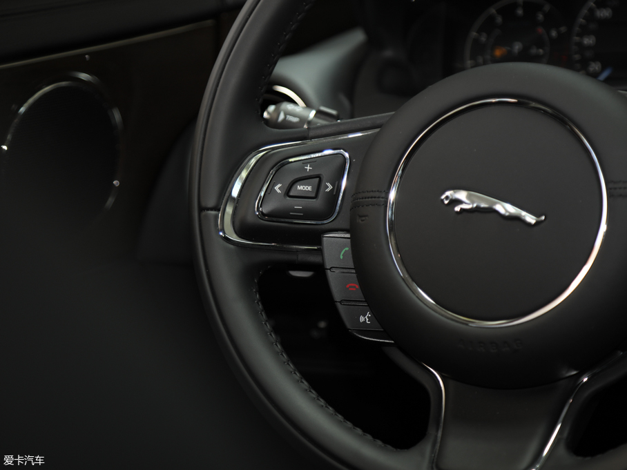 2019ݱXJ L 3.0 SC (q)̄հ