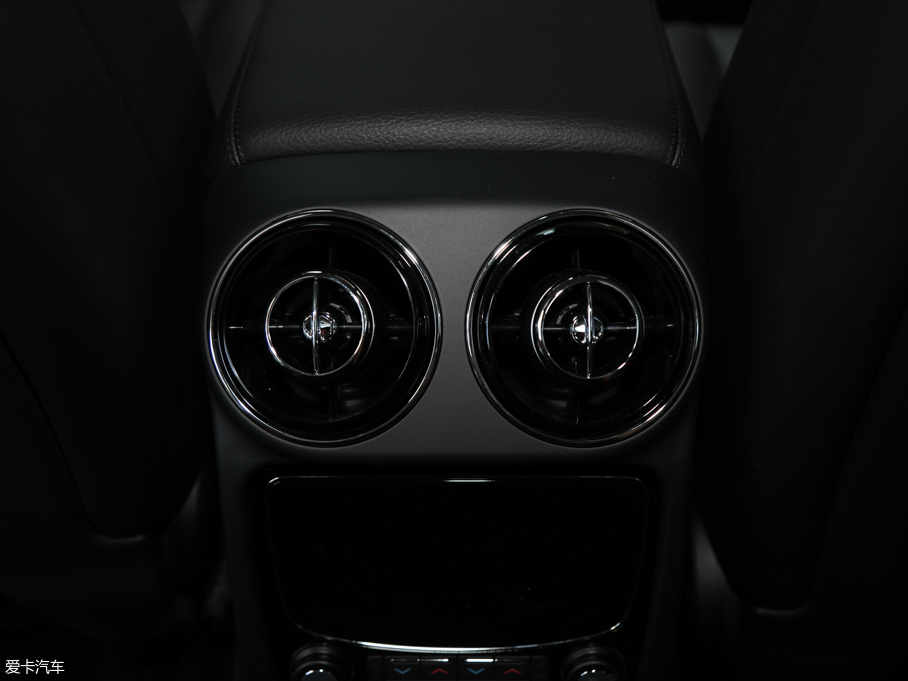 2019ݱXJ L 3.0 SC (q)̄(w)